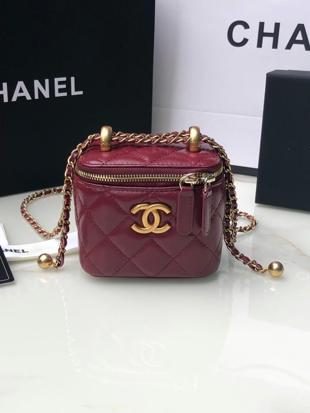 大人気バニティmini ♡CHANEL♡シャネル ミニヴァニティバッグ ハートモチーフが可愛い♪