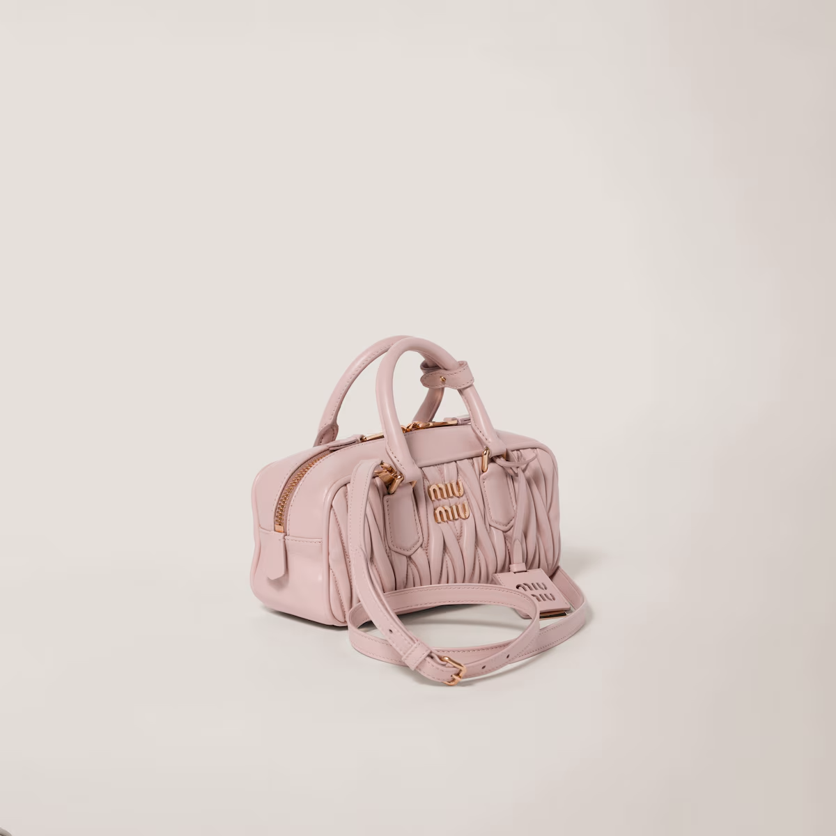 ◆miu miu◆【アルカディ/マテラッセレザーバッグ ボウリングバッグ】◆5色◆