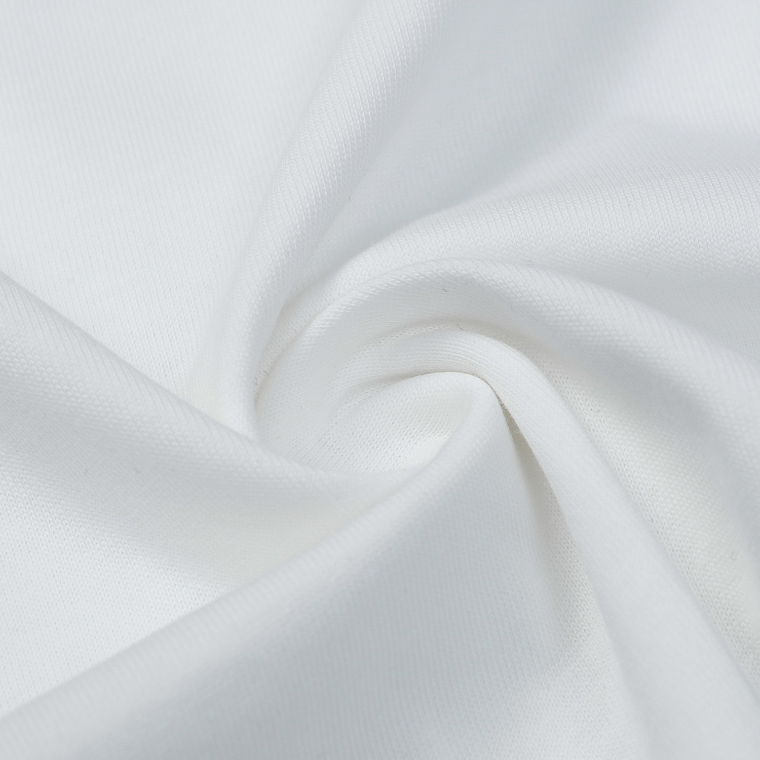 2025年春夏新作 リサ・セイムスタイル【CELINE】セリーヌ クラシックレター半袖Tシャツ