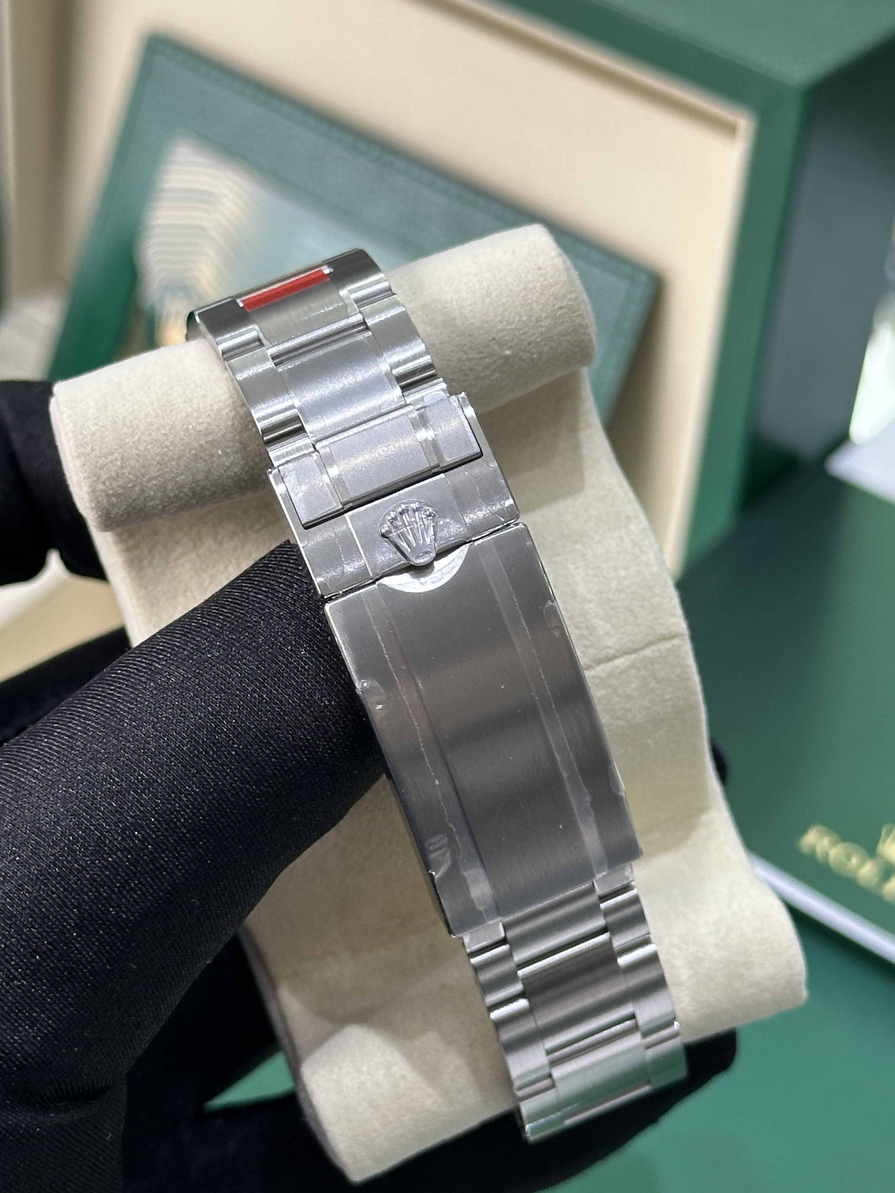 ROLEX  ロレックス サブマリーナ デイト  116610LN