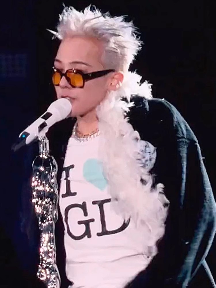 G-DRAGON 2025 香港ステーション「Übermensch」ワールドツアーコンサート応援Tシャツ ピュアコットン 半袖