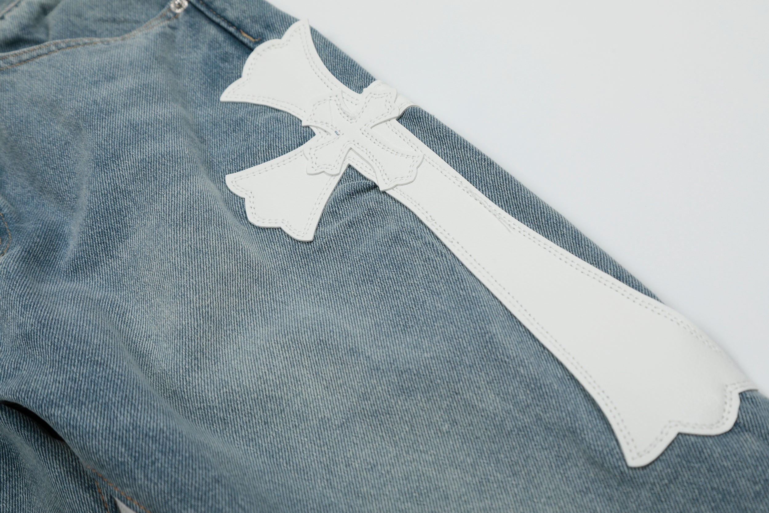 【Chrome Hearts】クロムハーツ ギャラリーデパート クロスパッチ フレアデニムジーンズ 8146