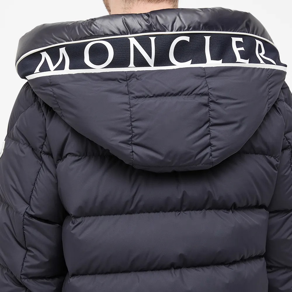 直営店買付・国内発送・送関込/MONCLER Cardereダウンジャケット