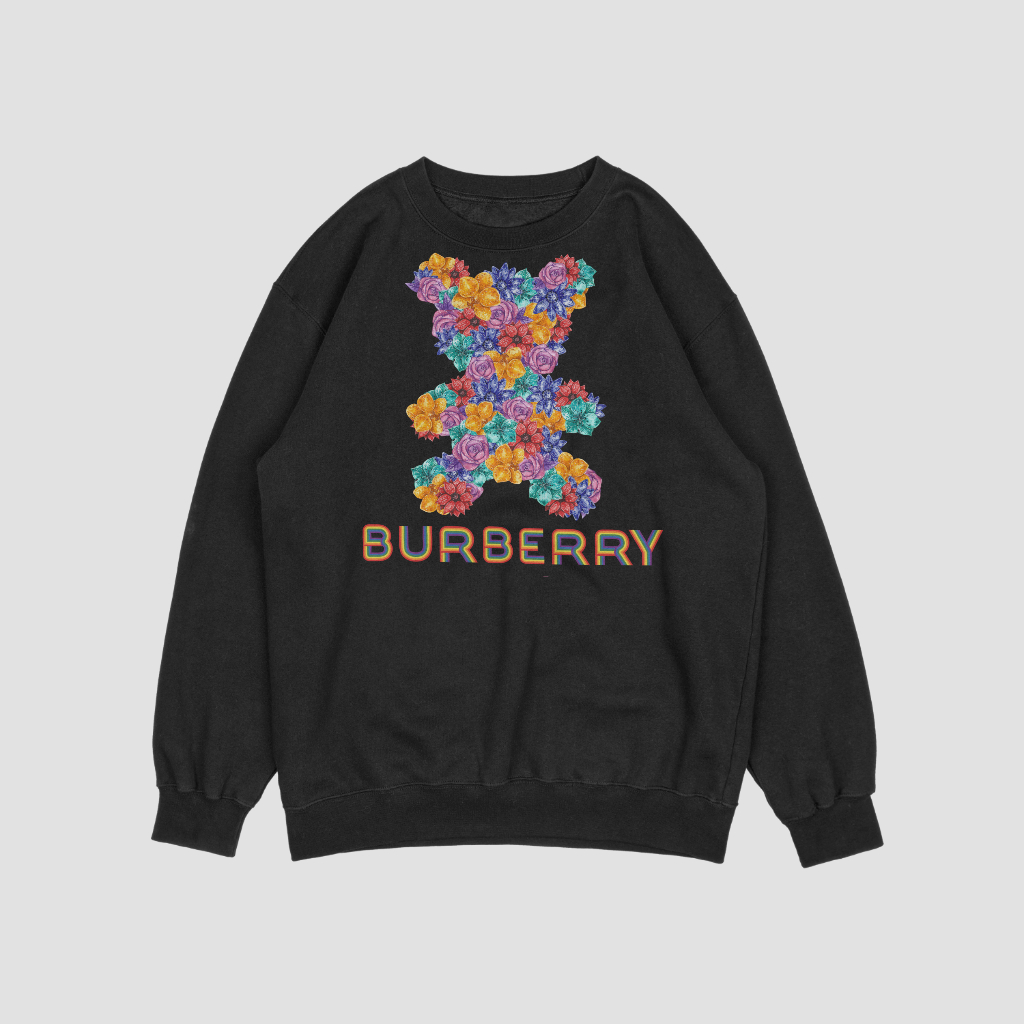 Burberryスウェット クル パーカー プリント  綿　男女兼用