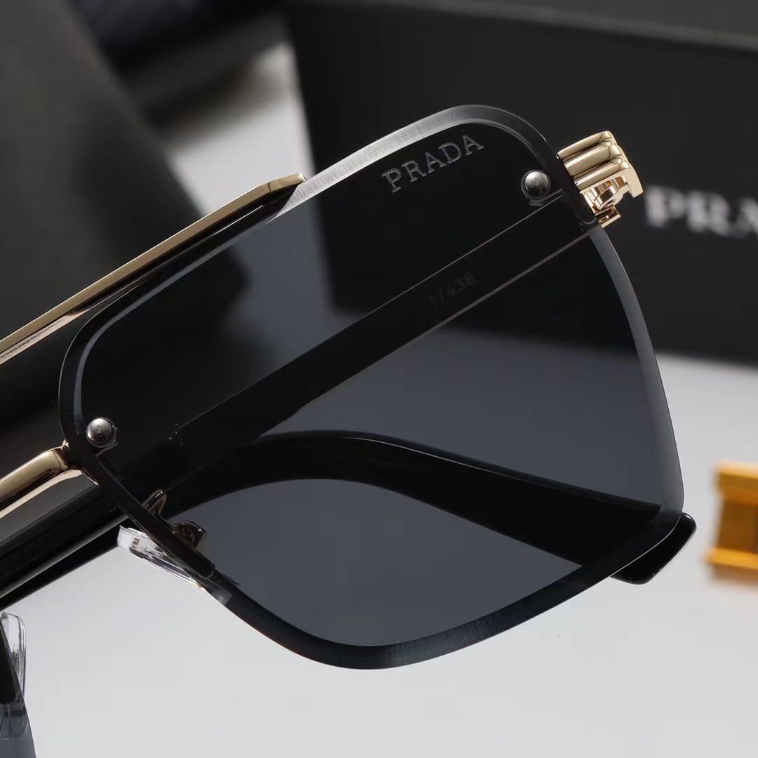 Prada サングラス S0011