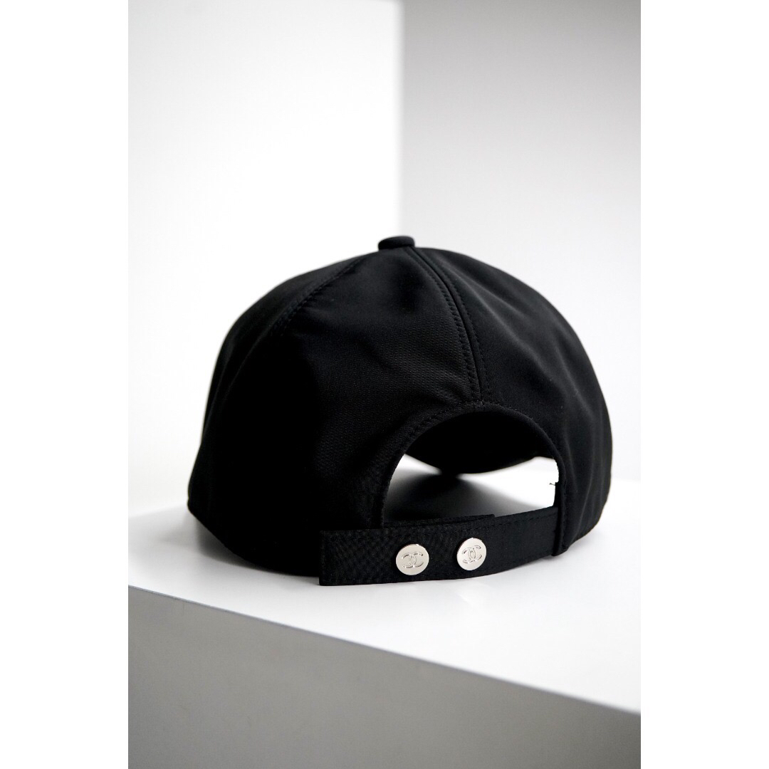 シャネル（Chanel）クラシック ダブルCロゴ ブラック ベースボールキャップ