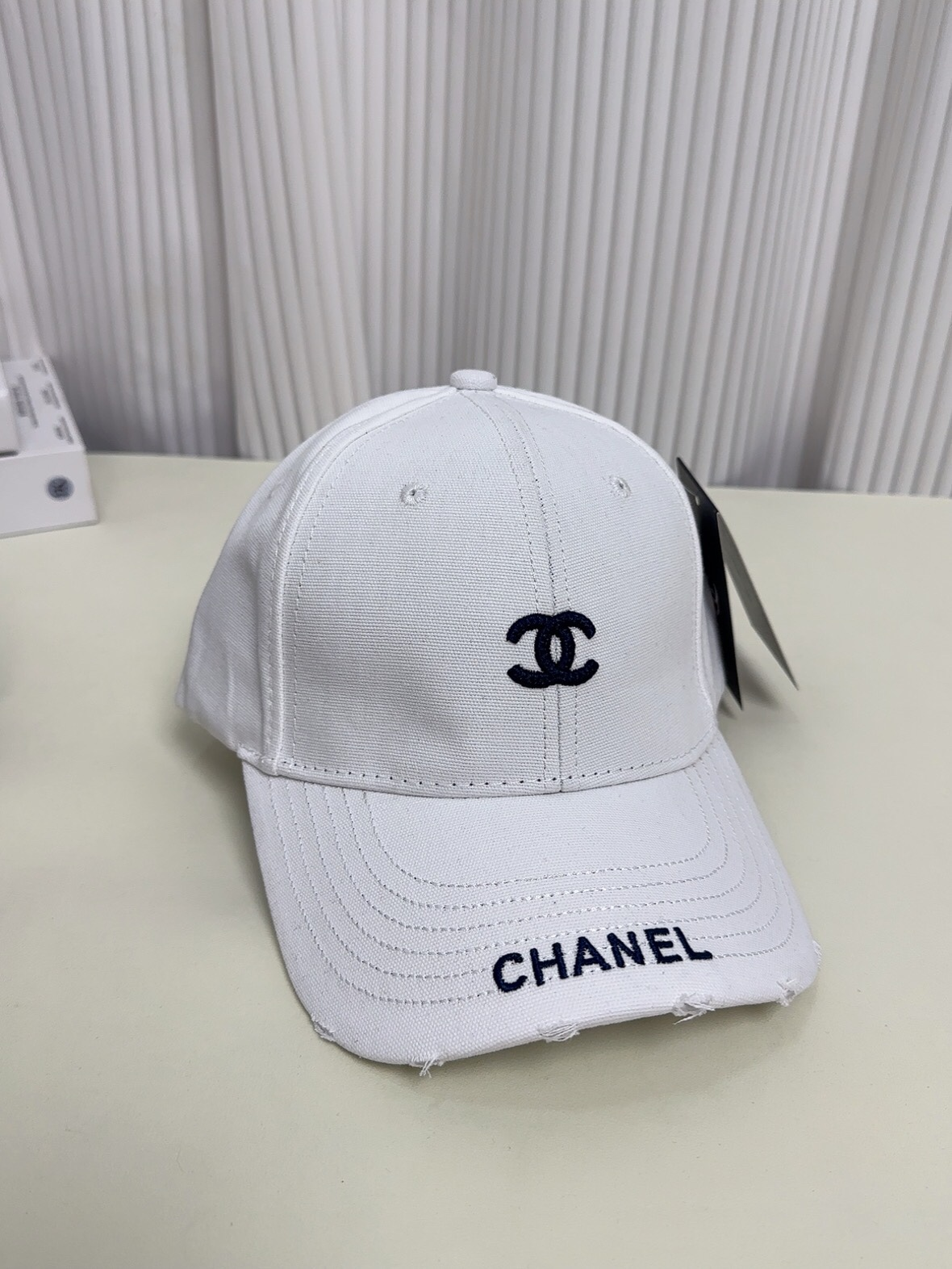 【男女兼用】Chanel 刺繍ベースボールキャップ