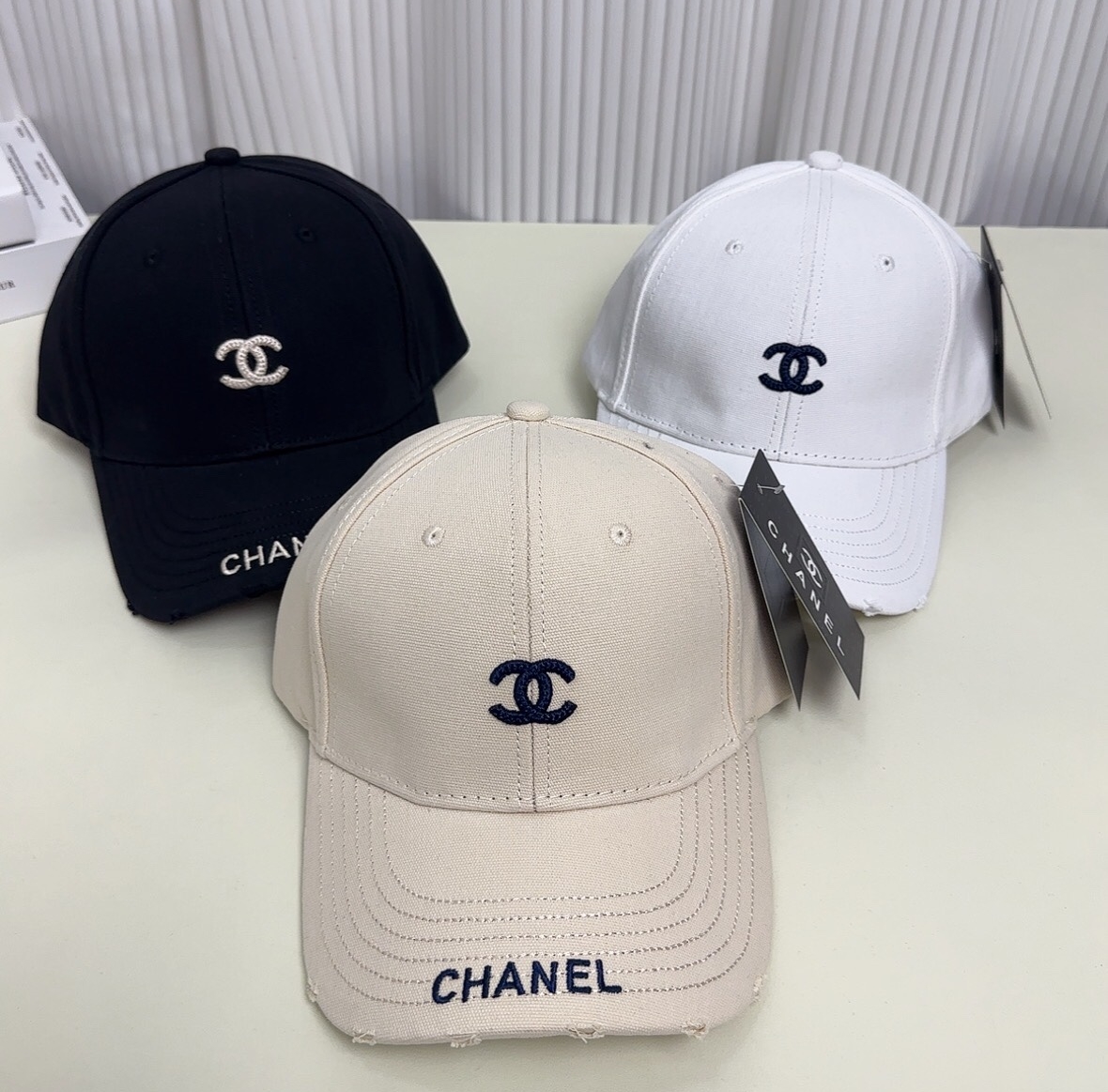 【男女兼用】Chanel 刺繍ベースボールキャップ