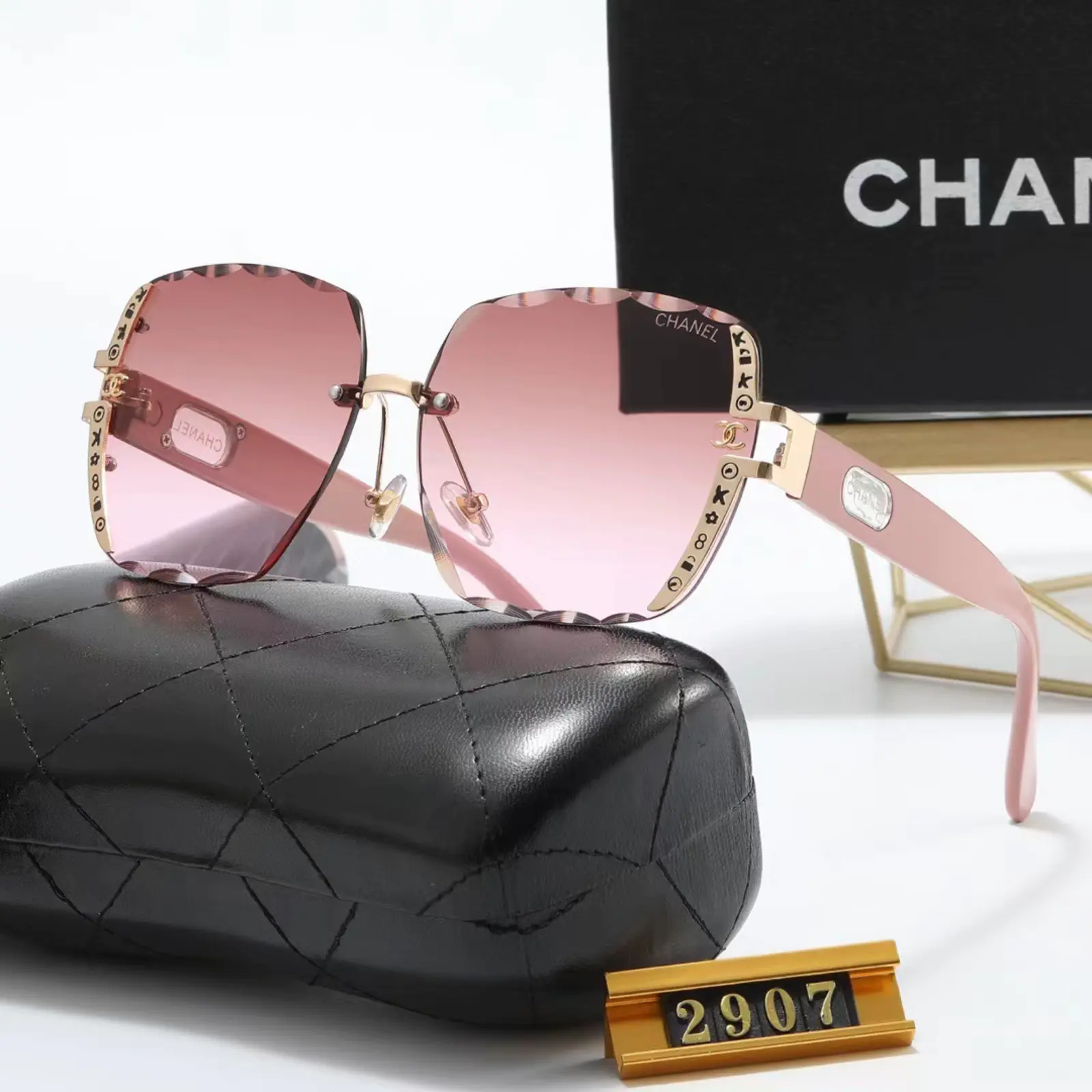 CHANEL サングラス C0004