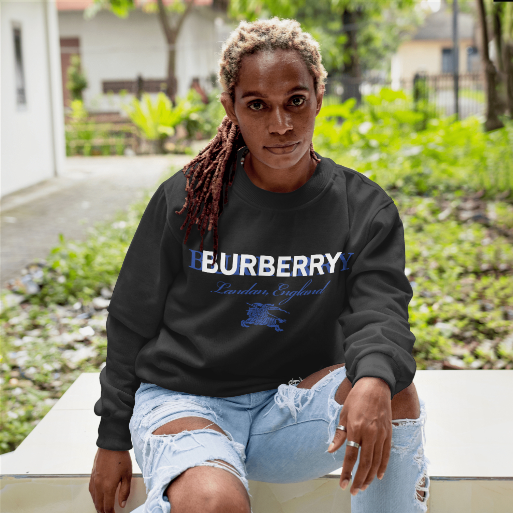 Burberryロゴアルファベットプリントスウェット クル