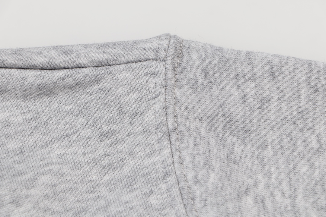 【CELINE旗艦店】パーカー★男女兼用★ご好評に付き再入荷！