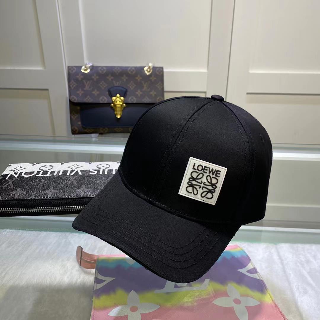 🔥2 個購入すると、最低価格の 1 個が無料になります🔥【LOEWE】ロエベ ベースボールキャップ