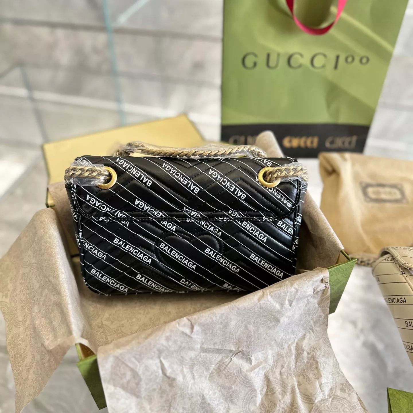 GUCCI(グッチ)｜ハッカーアイテムgg marmontバッグ