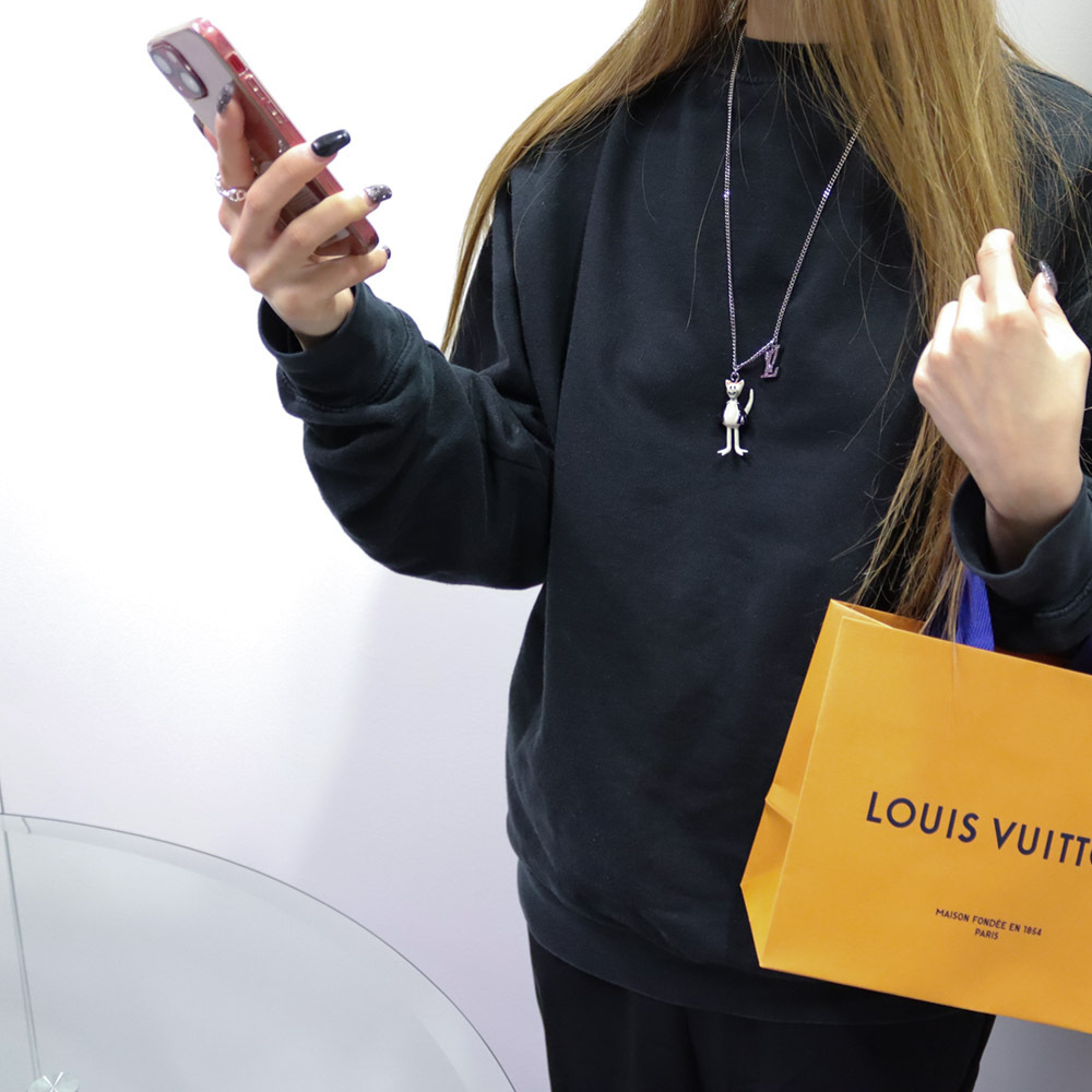 【国内発送/直営店】ネックレス btsジミン着用★限定★完売必至★レアペンダント LVドラゴン