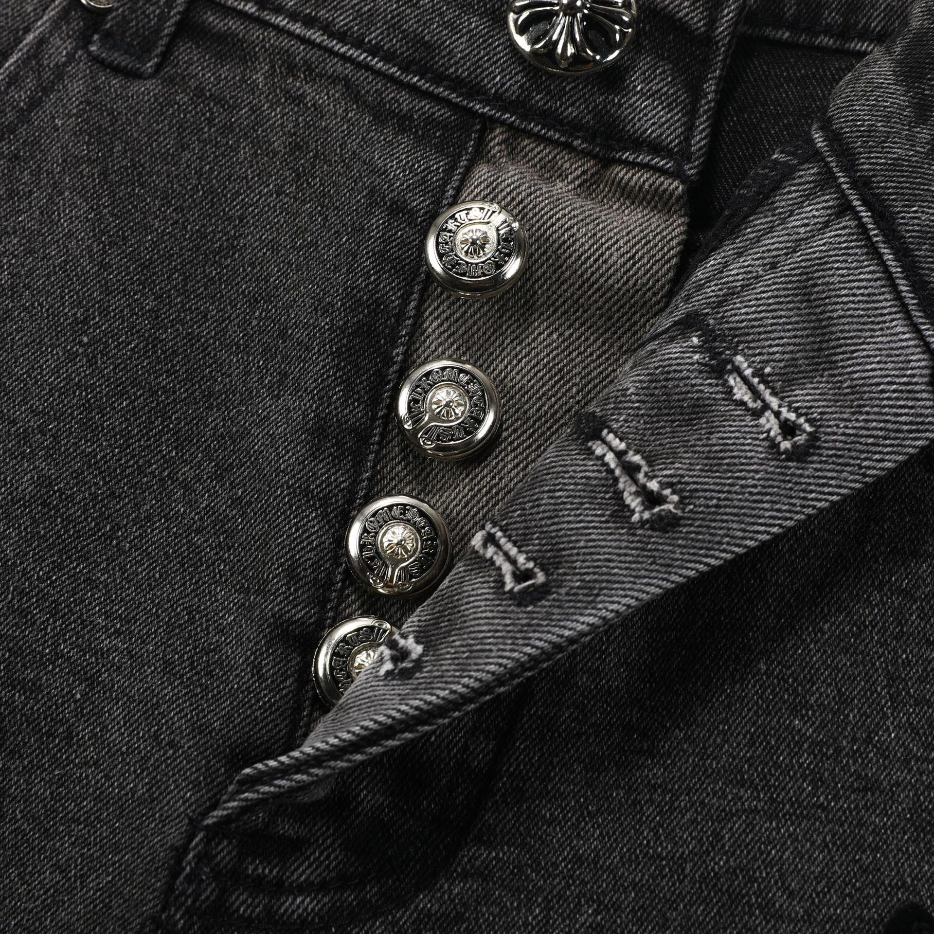 【Chrome Hearts】クロムハーツ ブラック＆グレー シルバークロスパッチジーンズ