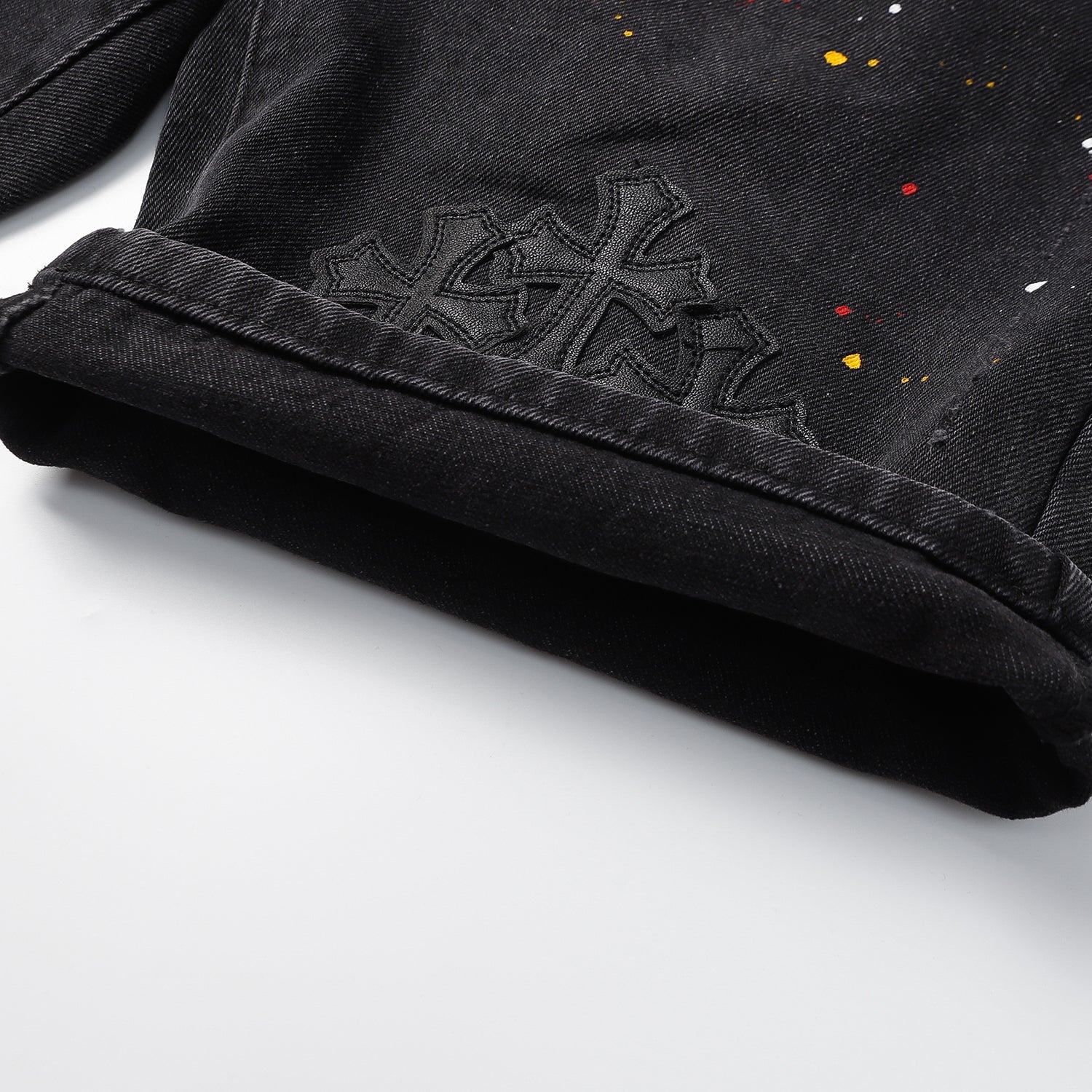 【Chrome Hearts】クロムハーツ クロスパッチ 刺繍＆ハンドペイント デニムショートパンツ 9927