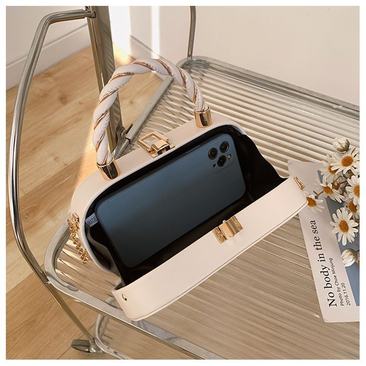 新作 CELINE♪ ショルダーバッグ ハンドバッグ ミニ