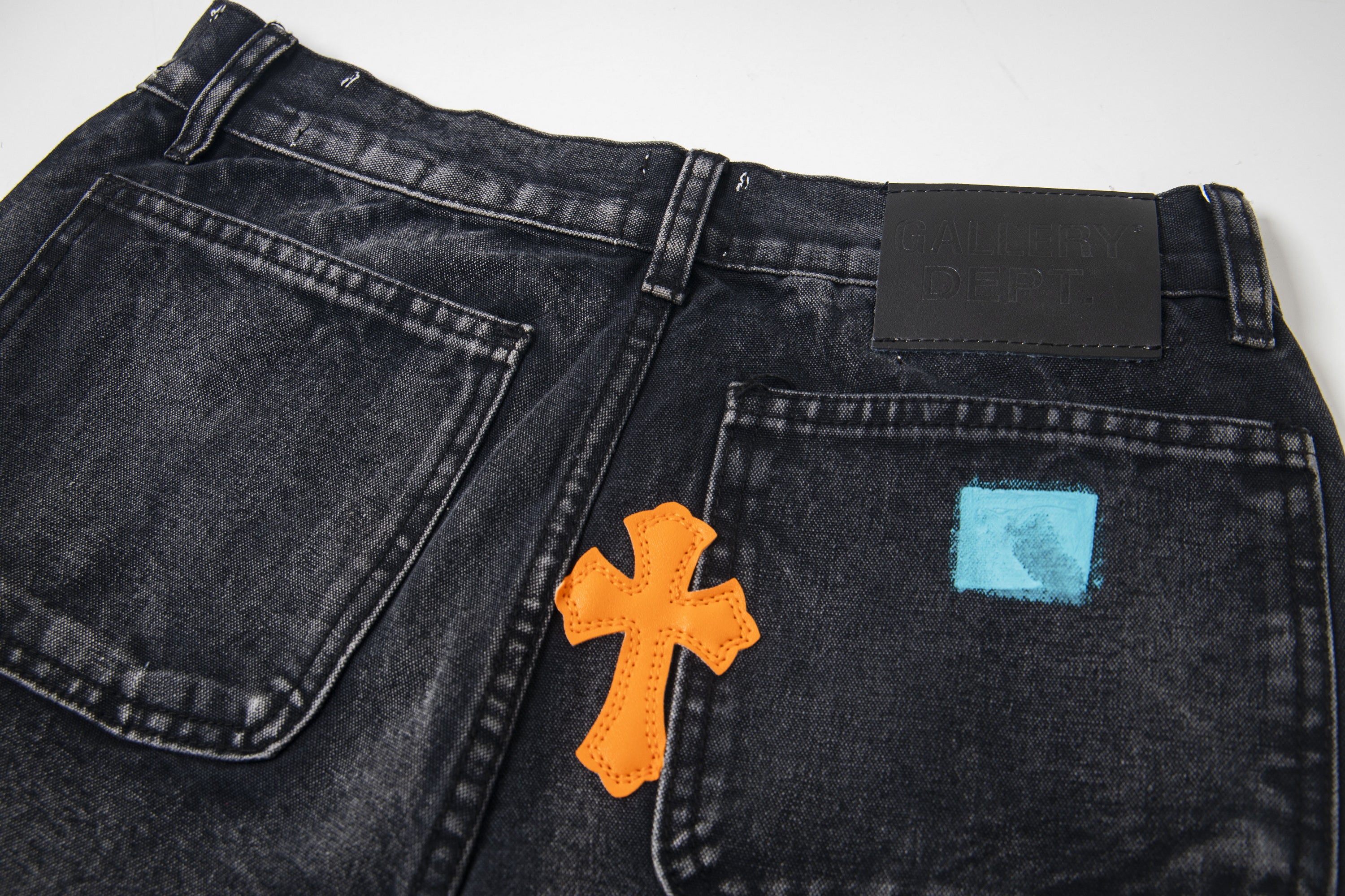 【Chrome Hearts】クロムハーツ ギャラリーデパート クロスパッチ フレアデニムジーンズ 8176