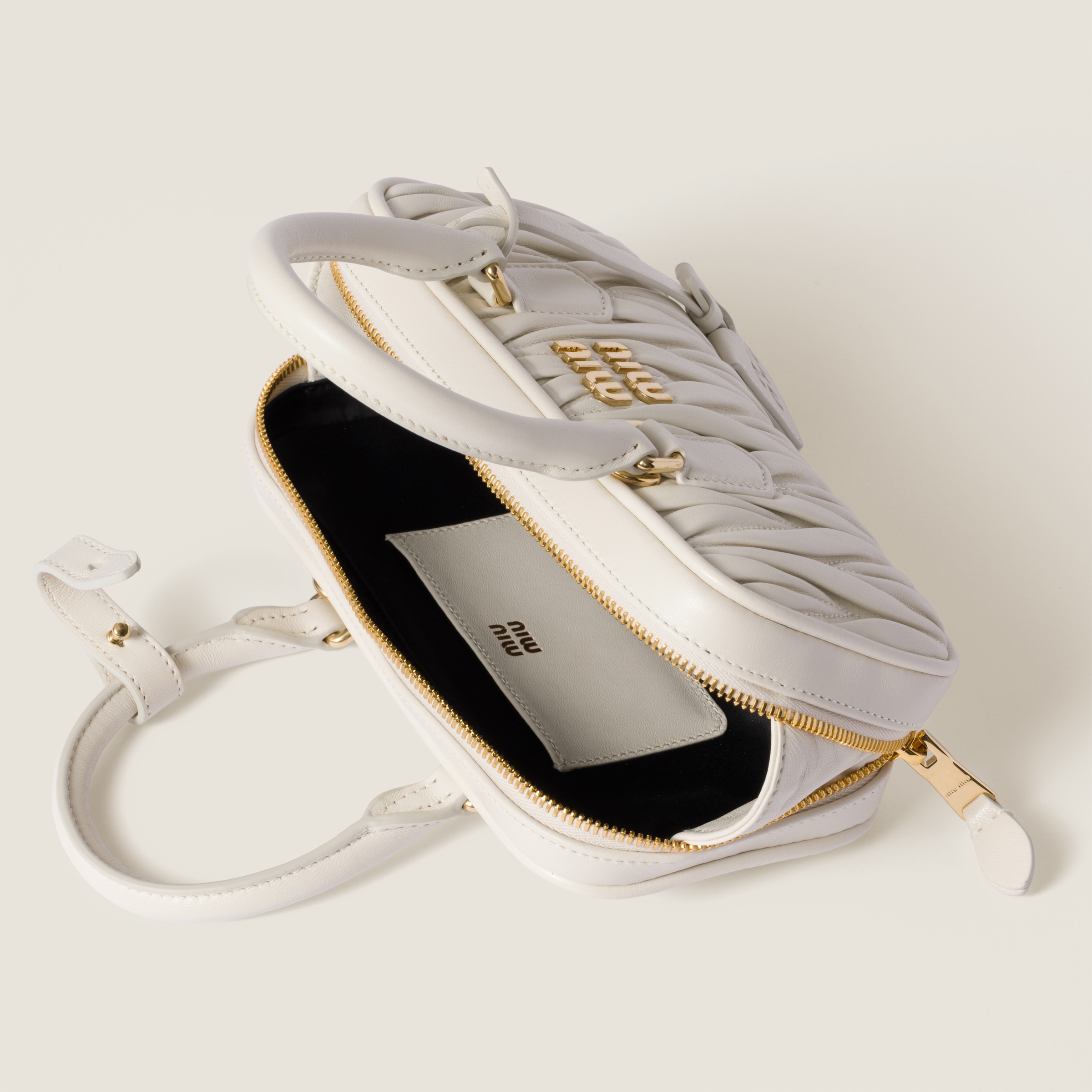 MiuMiu 新作 レディース ショルダーバッグ・ポシェット MINI