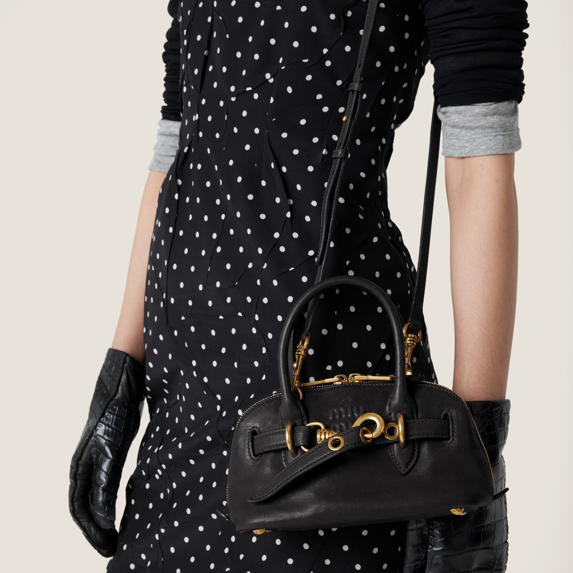 【新作】MIU MIU/ミュウミュウ ★アバンチュール ミニ ナッパレザー バッグ 【ミニ】