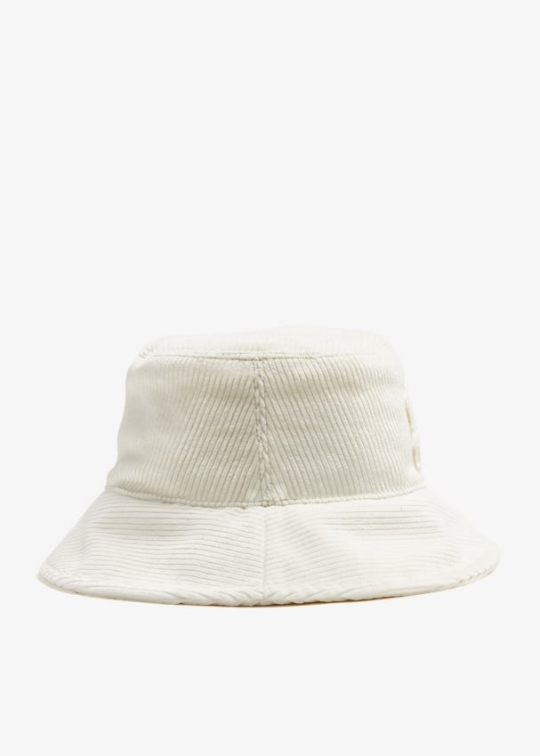 Miumiuミュウミュウ  ベルベットのバケットハット