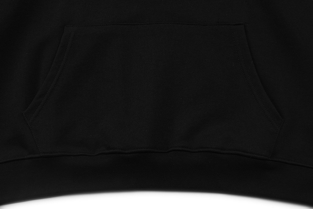 【CELINE 公式旗艦店】 セリーヌ パーカー ご好評に付き再入荷！