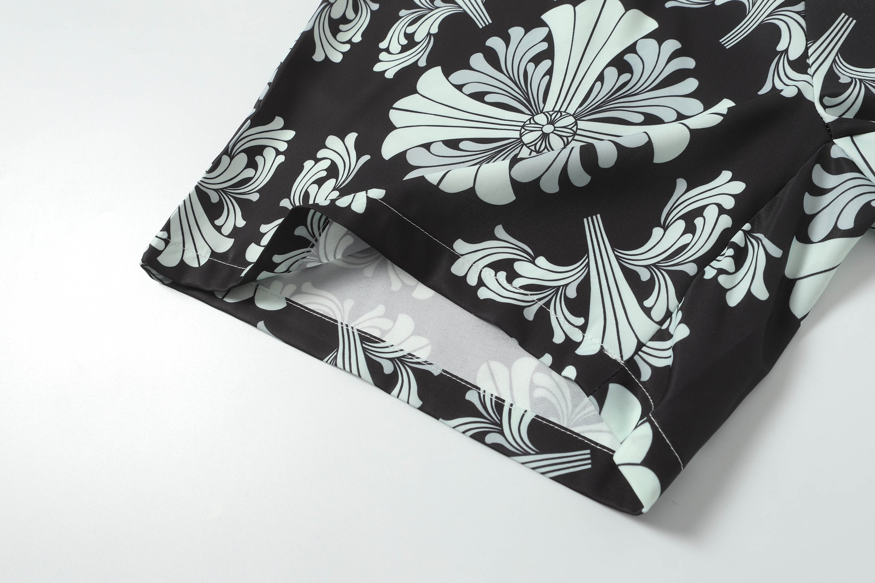 【Chrome Hearts】クロムハーツ 新作ショートパンツスーツ