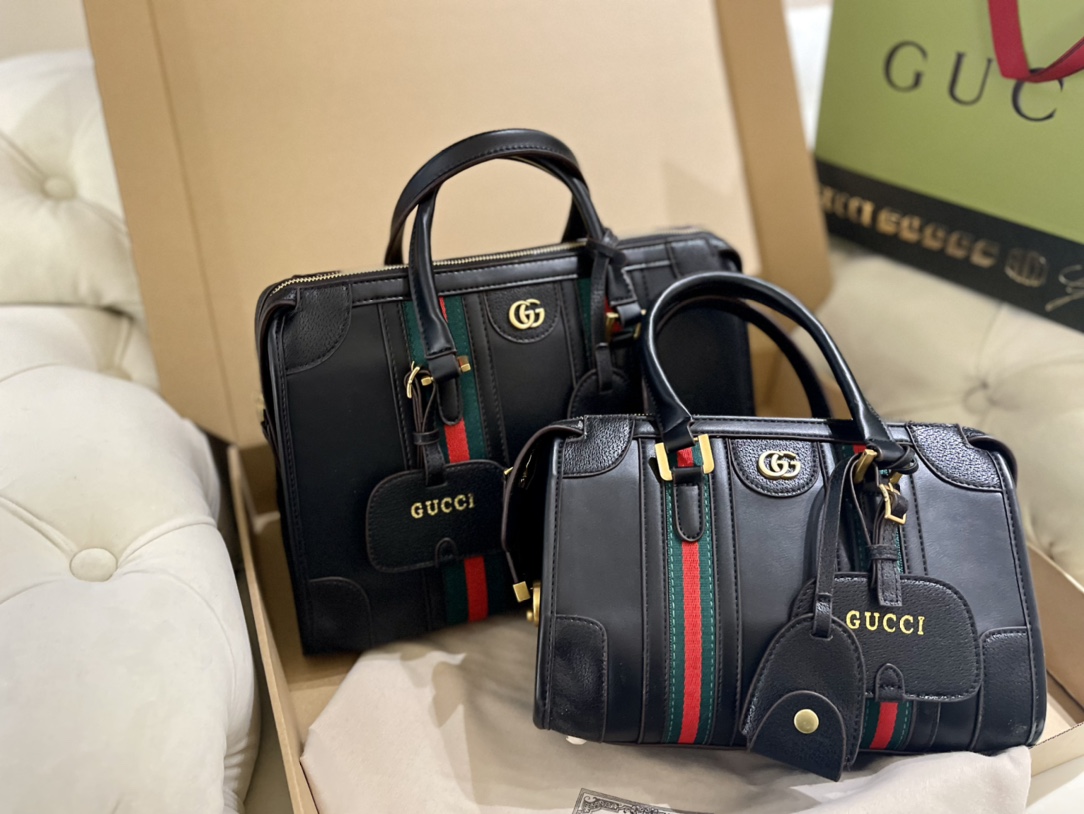 Gucci グッチ 🔥ボストン枕バッグ🔥