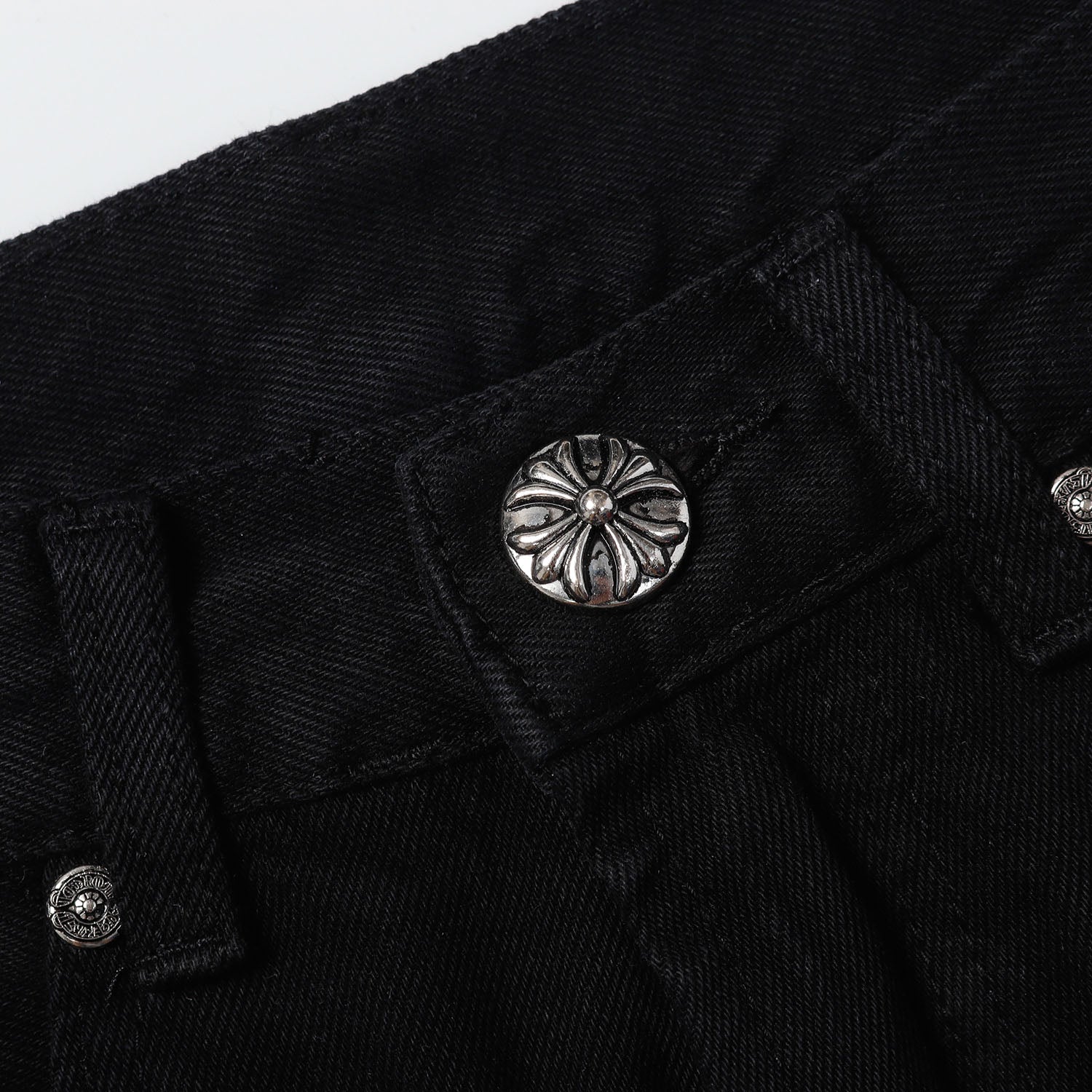 【Chrome Hearts】クロムハーツ 新作デニムショートパンツ 9922