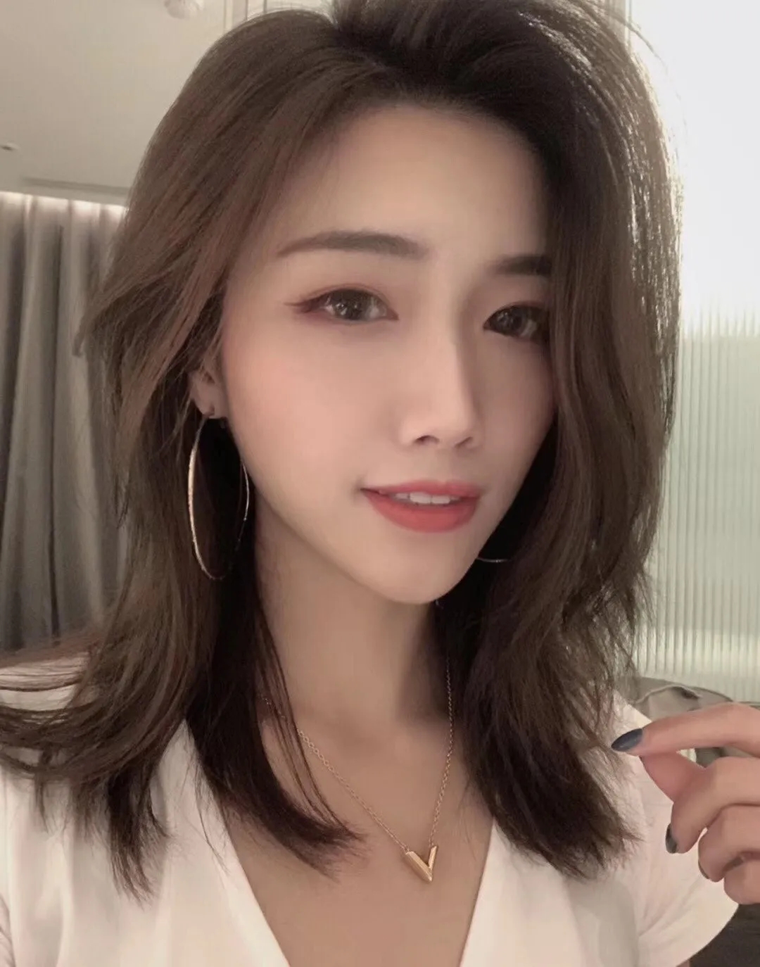 【国内発送/直営店】ネックレス 平野紫耀さん着用！M61083 アクセサリー LV ペンダント ・エセンシャルV 専用箱付き