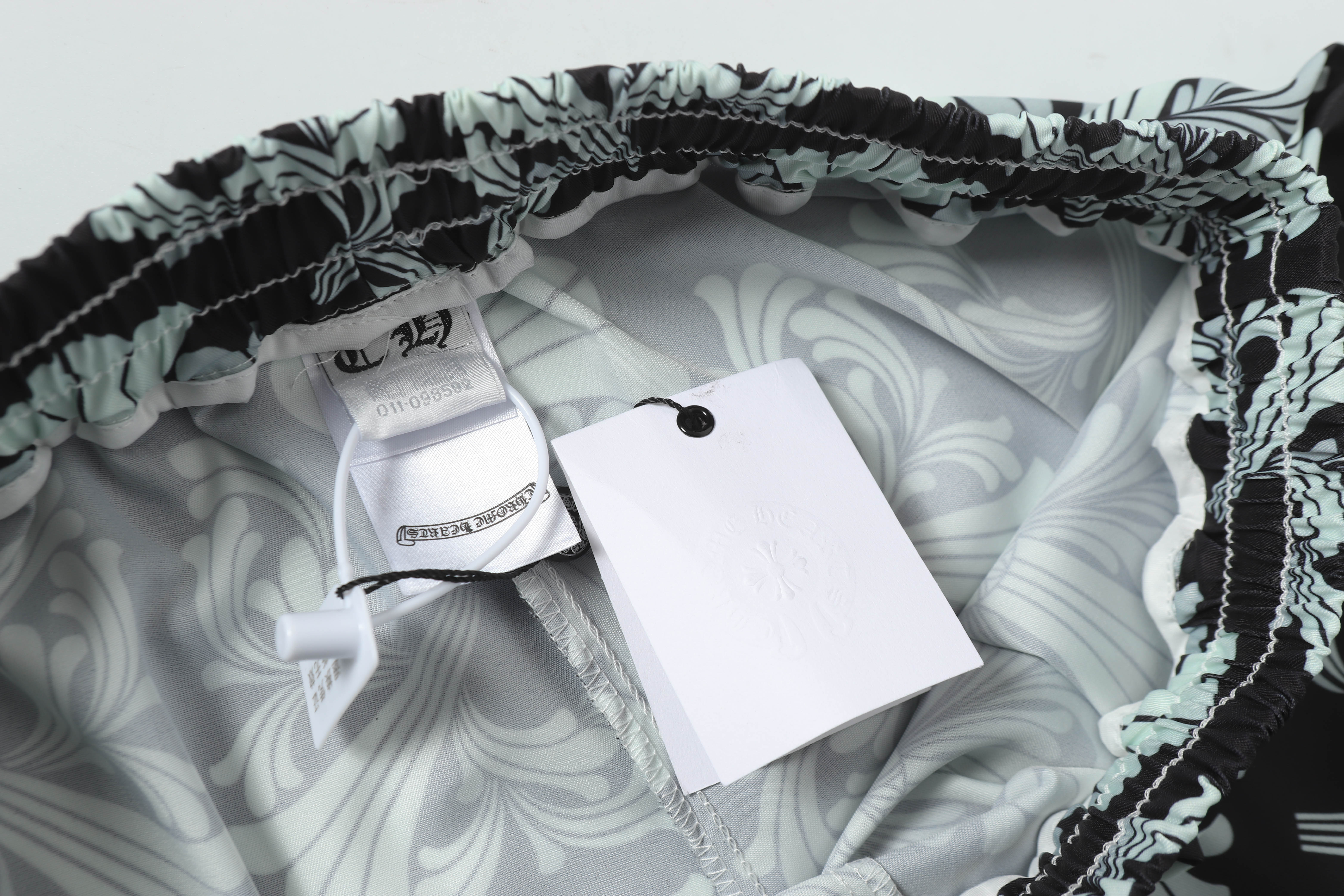 【Chrome Hearts】クロムハーツ 新作ショートパンツスーツ