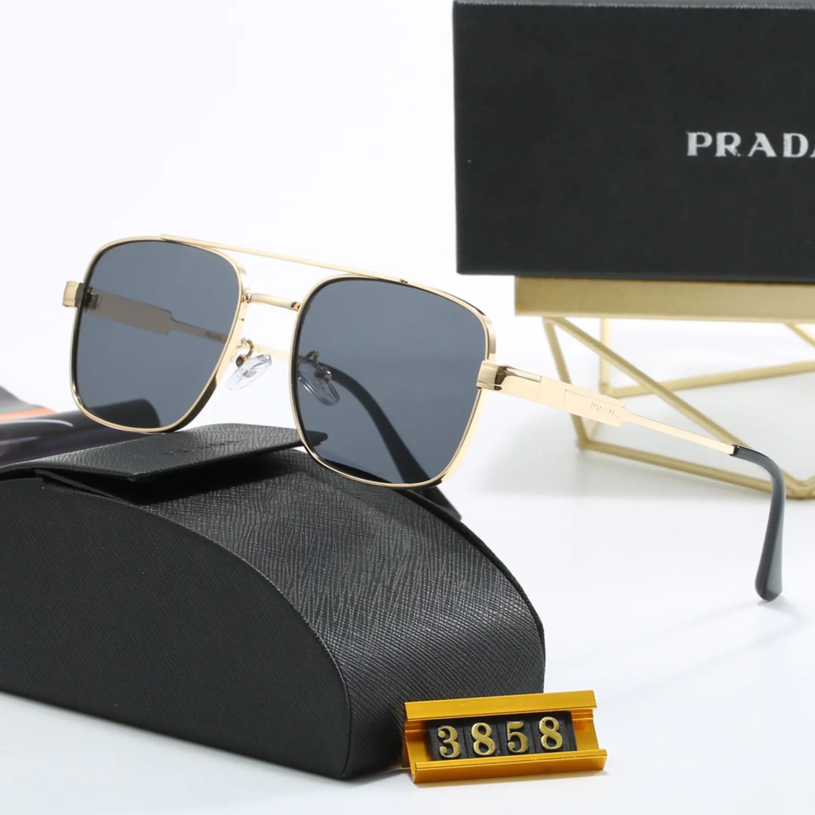 Prada サングラス S0020
