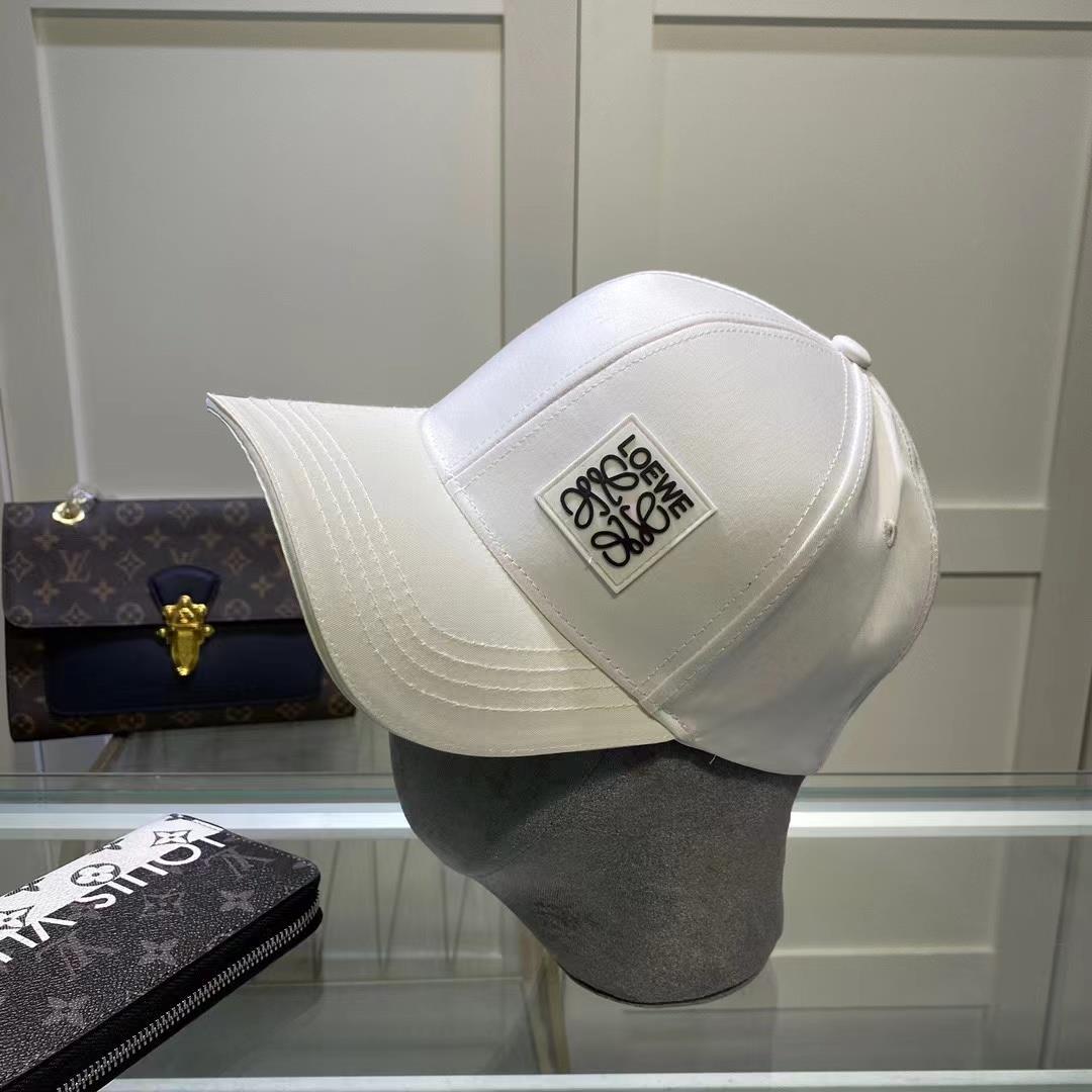 🔥2 個購入すると、最低価格の 1 個が無料になります🔥【LOEWE】ロエベ ベースボールキャップ