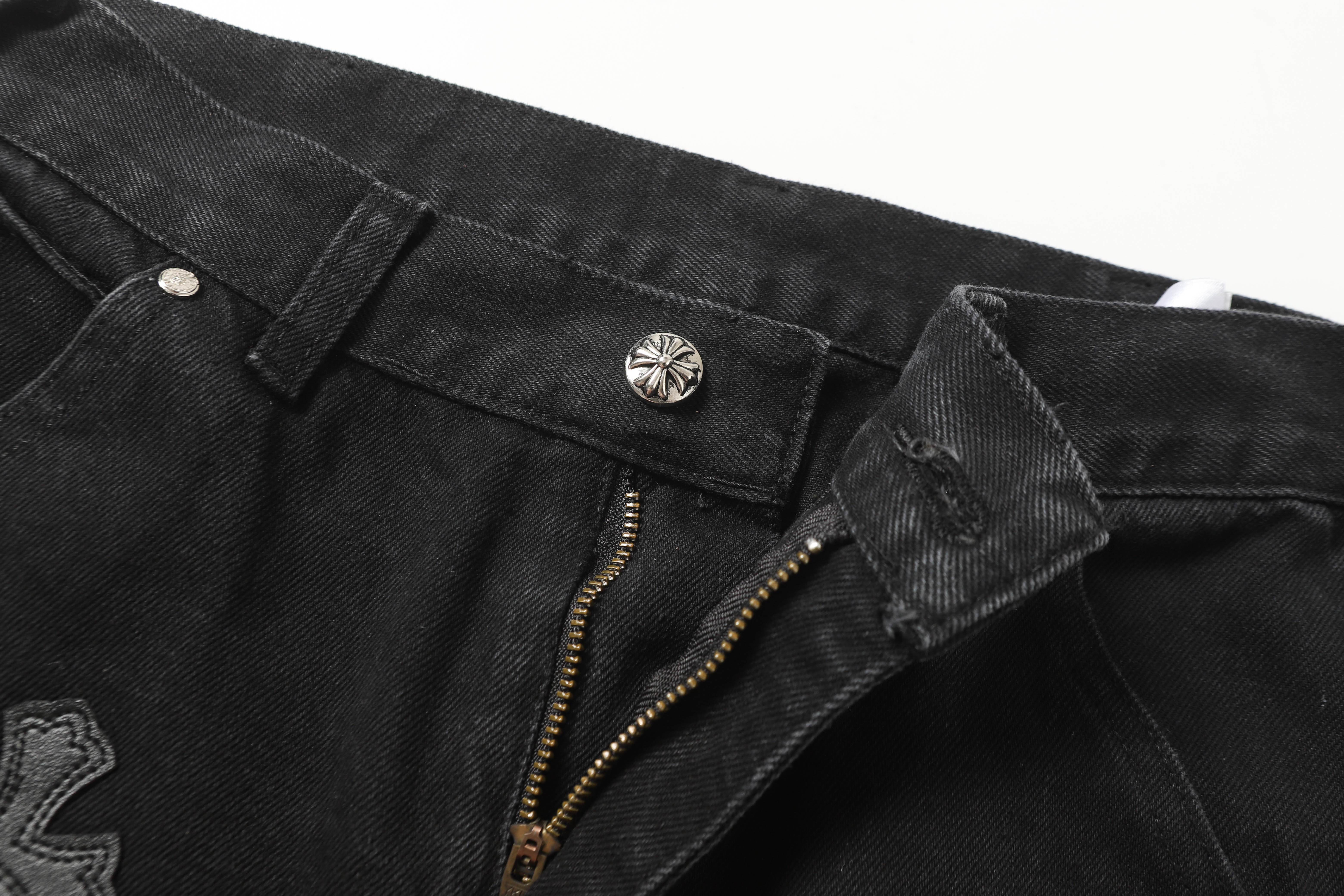 【Chrome Hearts】クロムハーツ ヴィンテージクロスパッチワーク ウォッシュドカーペンターデニムショートパンツ 9902