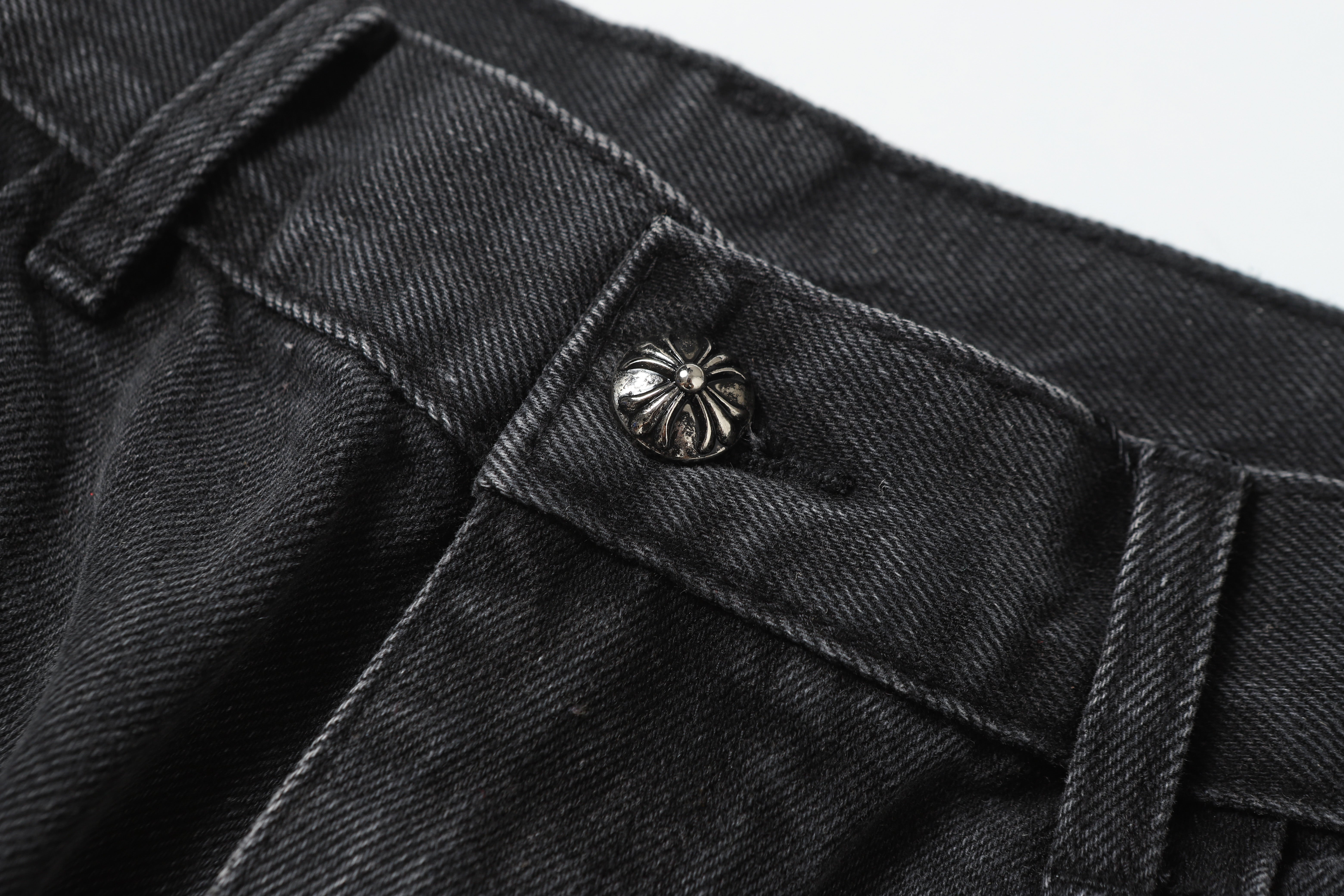 【Chrome Hearts】クロムハーツ グレー＆ブルーレザー クロスパッチジーンズ