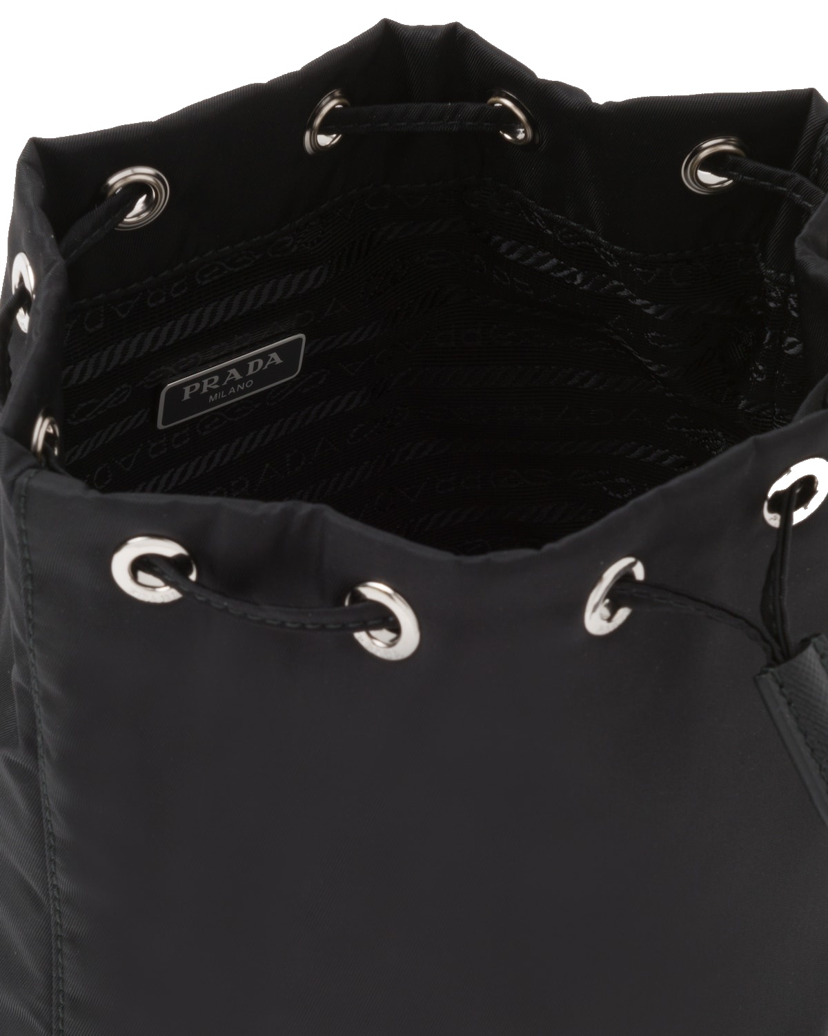 PRADA プラダ Re-Nylon pouch リナイロン 巾着型 トライアングルロゴ リストレット付き 鞄