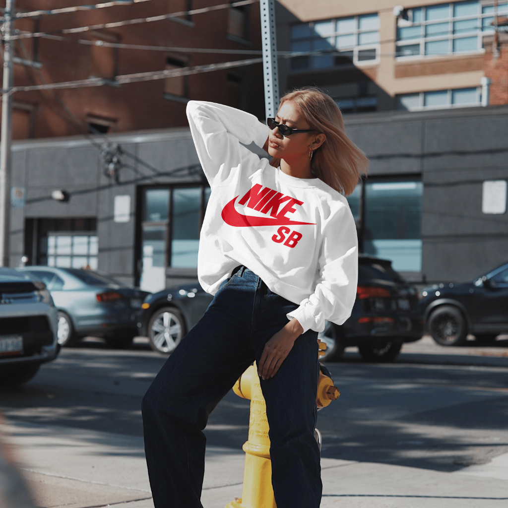 NIKEスウェット クル パーカー プリント  綿　男女兼用