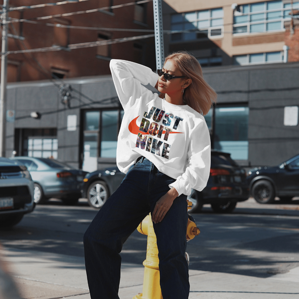 NIKEスウェット クル パーカー プリント  綿　男女兼用