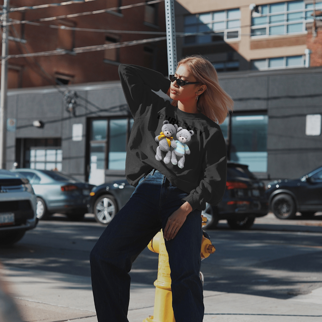 Burberryスウェット クル パーカー プリント  綿　男女兼用