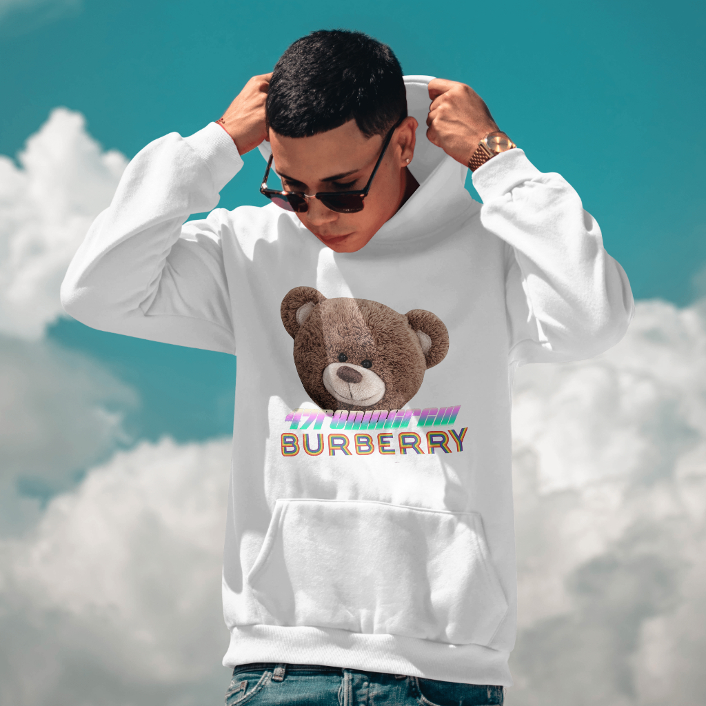 Burberryスウェット クル パーカー プリント  綿　男女兼用