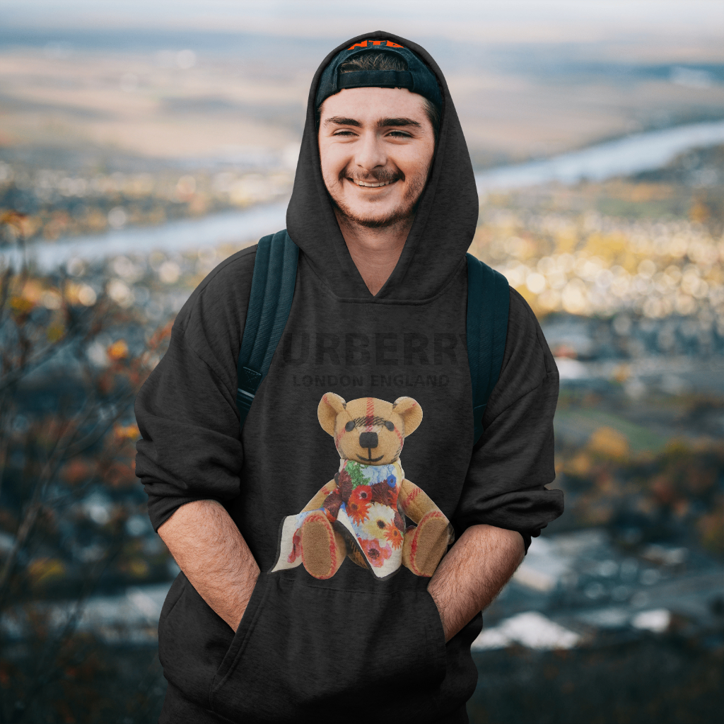 Burberryスウェット クル パーカー プリント  綿　男女兼用