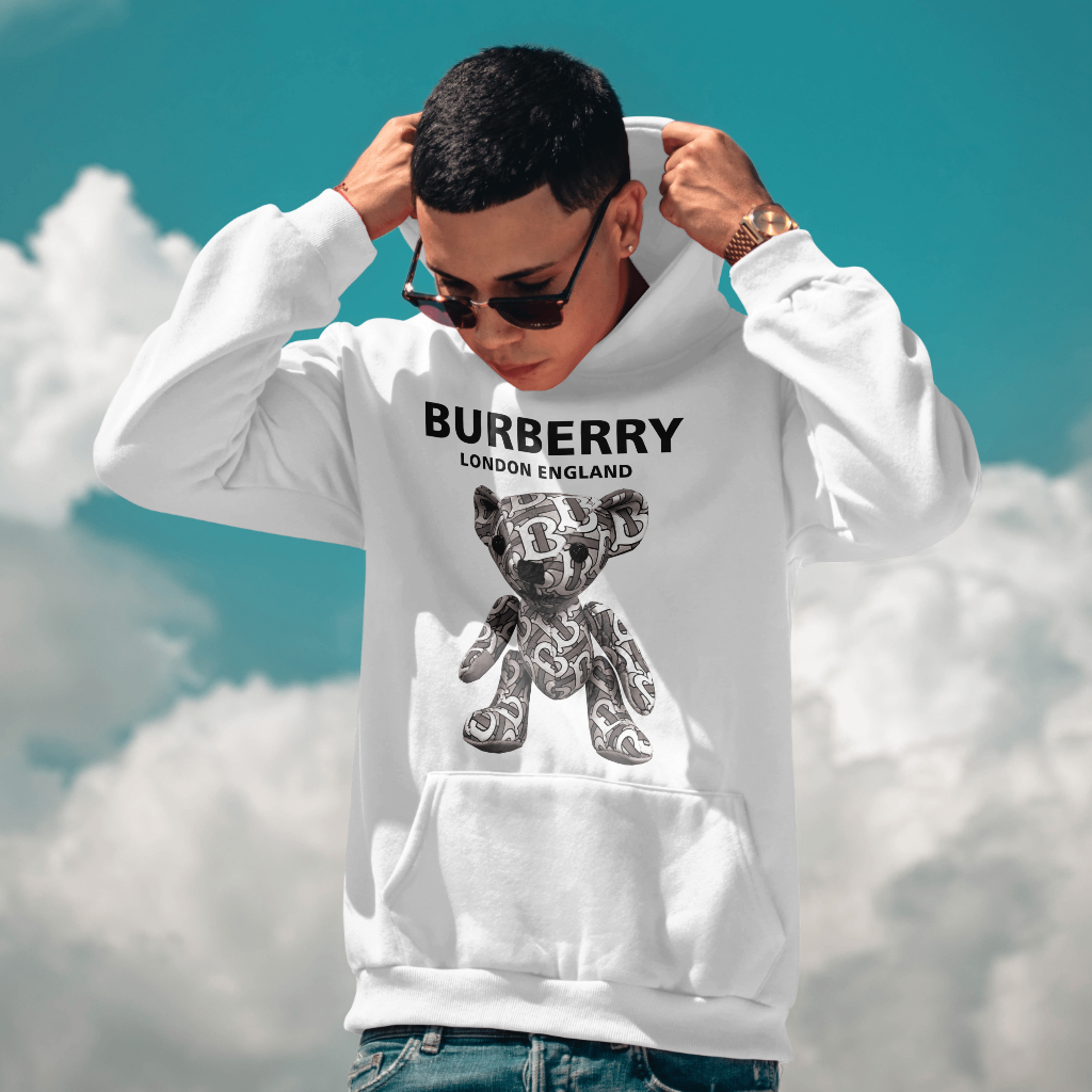 Burberryスウェット クル パーカー プリント  綿　男女兼用