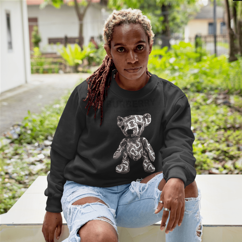 Burberryスウェット クル パーカー プリント  綿　男女兼用