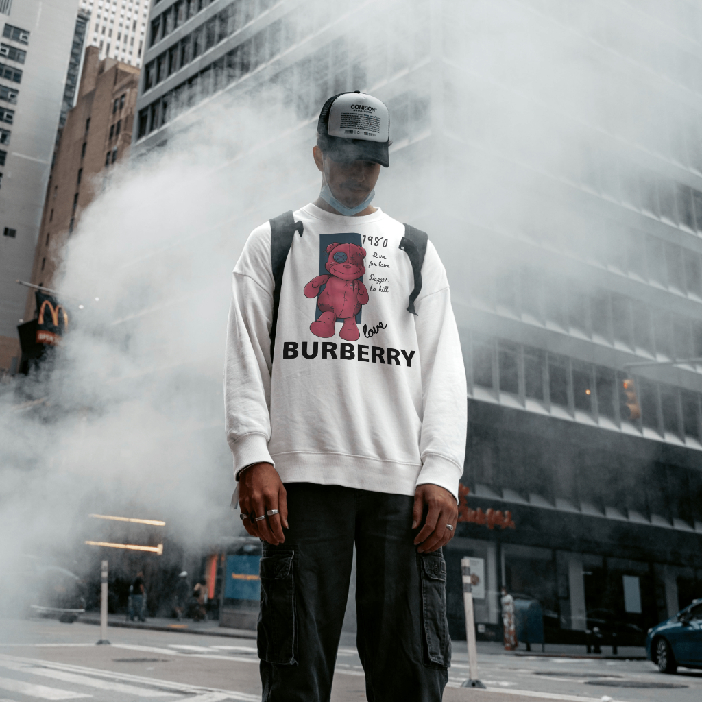 Burberryスウェット クル パーカー プリント  綿　男女兼用