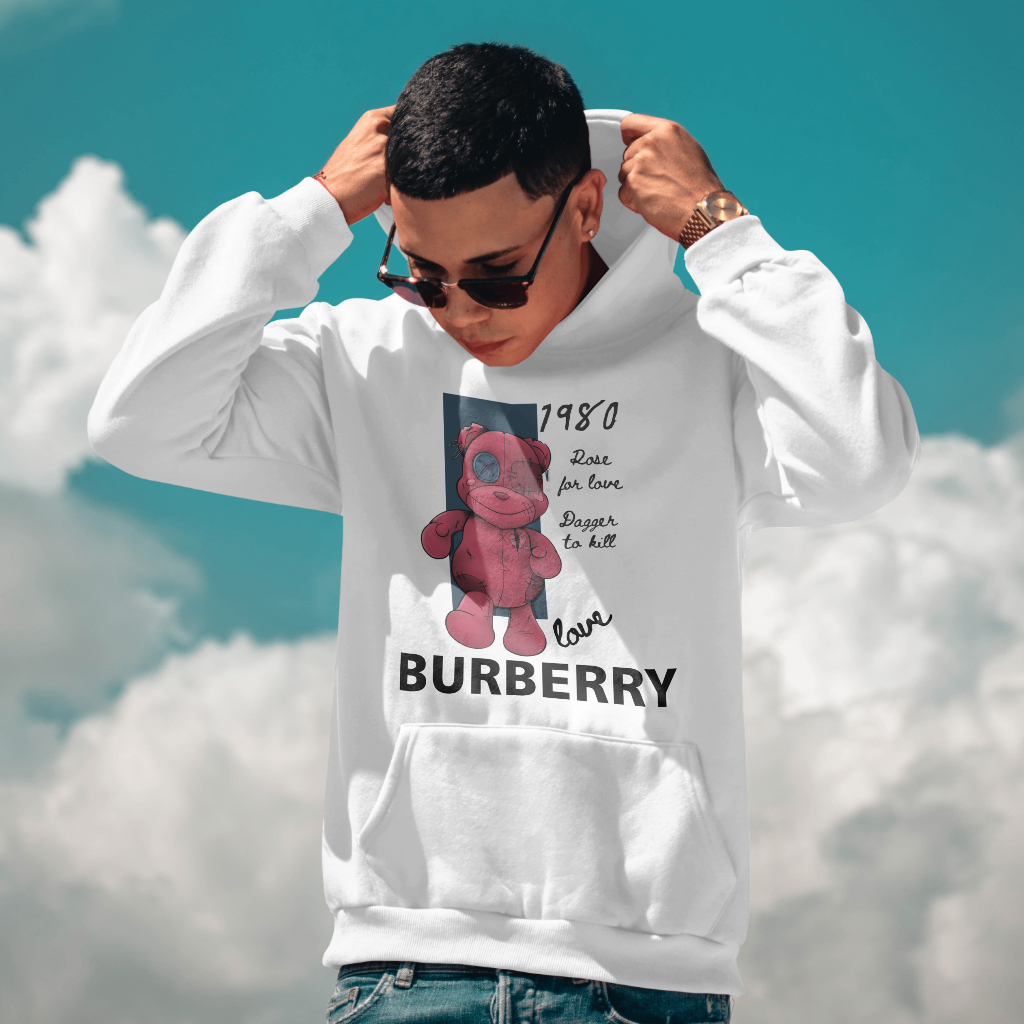 Burberryスウェット クル パーカー プリント  綿　男女兼用