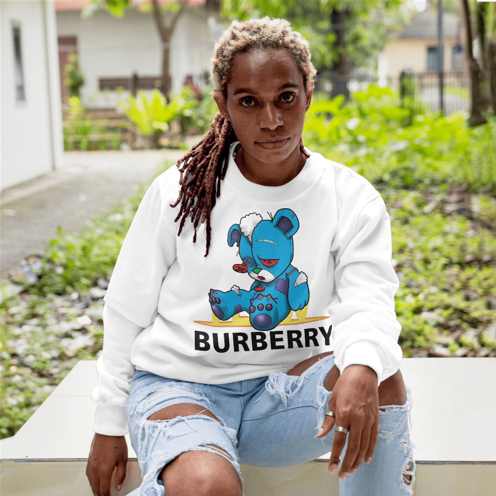 Burberryスウェット クル パーカー プリント  綿　男女兼用