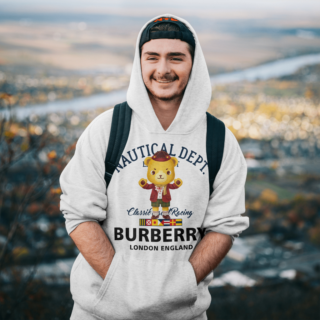 Burberryスウェット クル パーカー プリント  綿　男女兼用