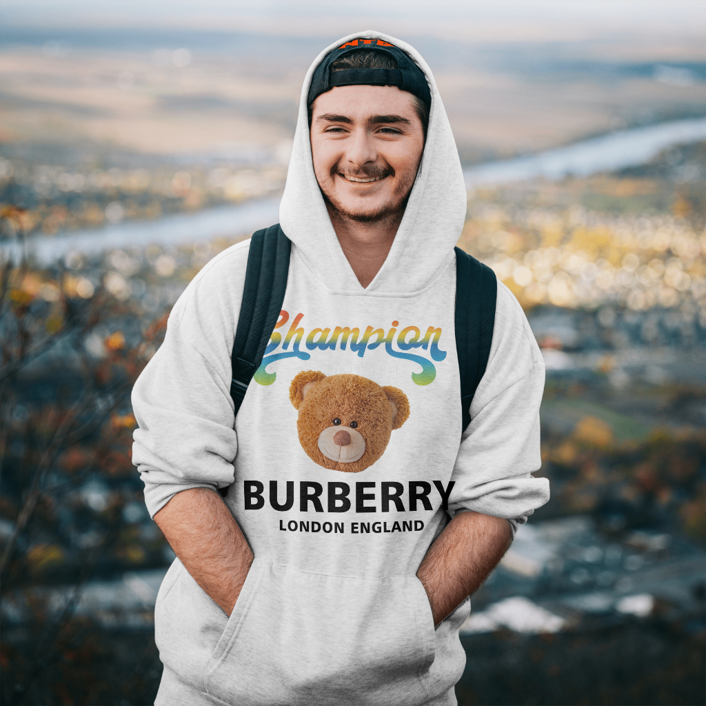Burberryスウェット クル パーカー プリント  綿　男女兼用