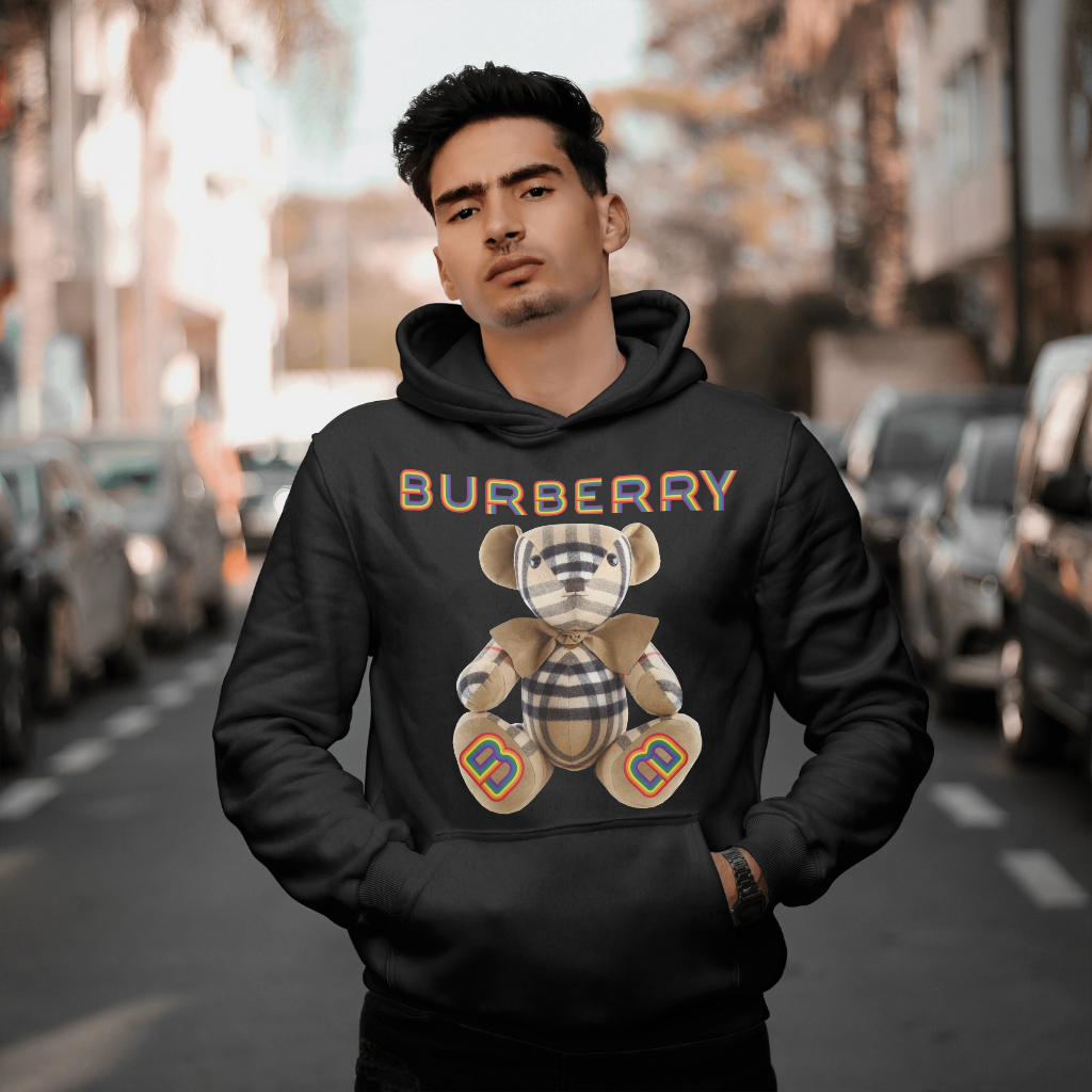 Burberryスウェット クル パーカー プリント  綿　男女兼用