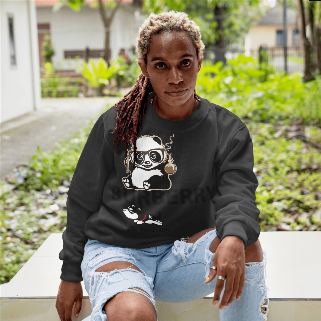 Burberryスウェット クル パーカー プリント  綿　男女兼用